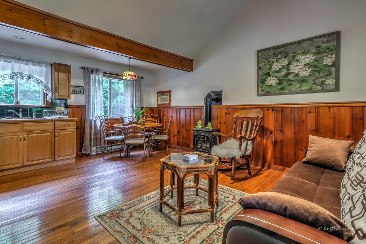 Magnolia Streamside Resort Canadensis Exterior foto